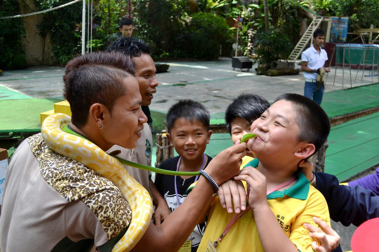 ホテル アファモサ リゾート マラッカ Malacca エクステリア 写真